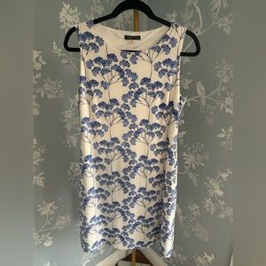 ⚡️⚡️$8 FLASH SALE ENDS AT MIDNIGHT⚡️⚡️⚡️ Tommy Hilfiger 
Floral Shift Dress